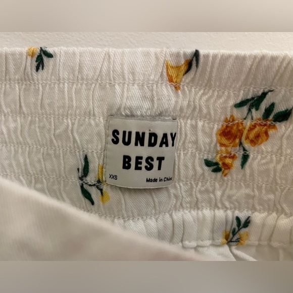 Aritzia Ditsy Floral Print Culottes - Picture 4 of 4